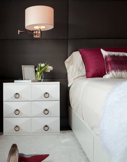 bedroom design - bedside wall sconces lights